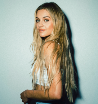 Kelsea Ballerini